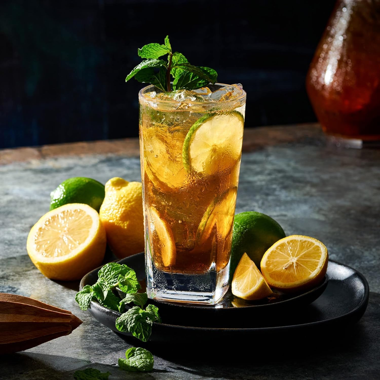 Le'raze square glasses ideal for entertaining, daily use, and gifting.