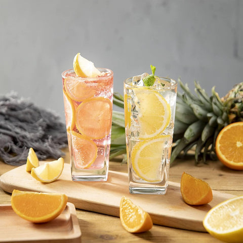 Le'raze dishwasher-safe glasses simplify cleanup after meals and gatherings.