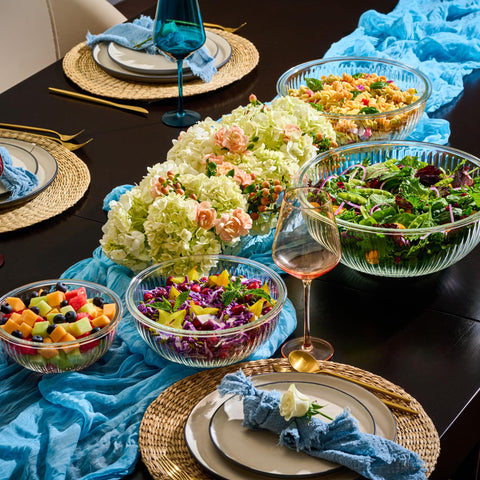 Le'raze freezer-safe storage keeps leftovers fresh longer.