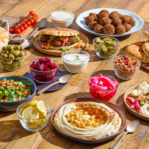 Le'raze mise en place bowls ideal for portioning oats and toppings.