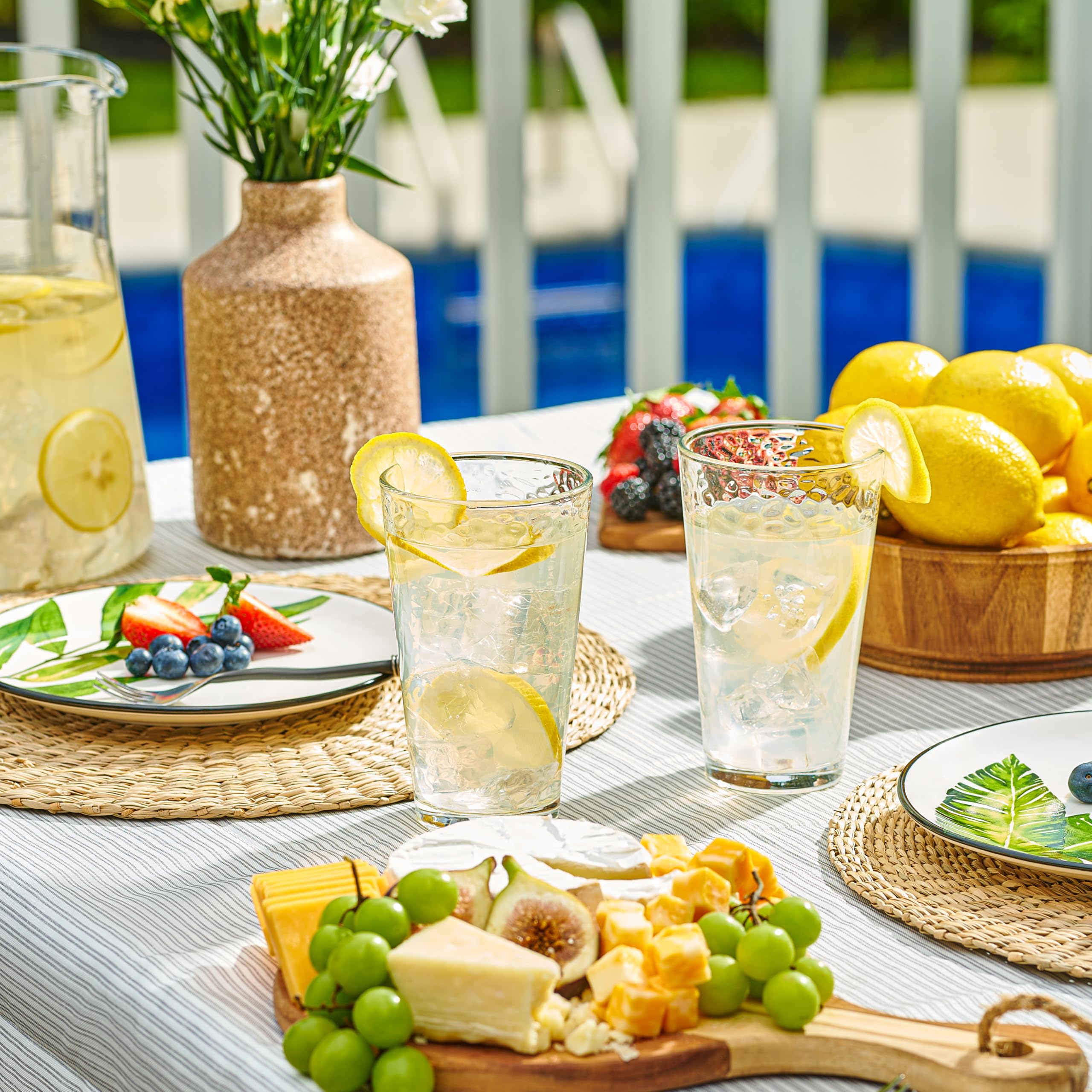 Le'raze modern timeless glassware – complements modern, rustic, and vintage decors