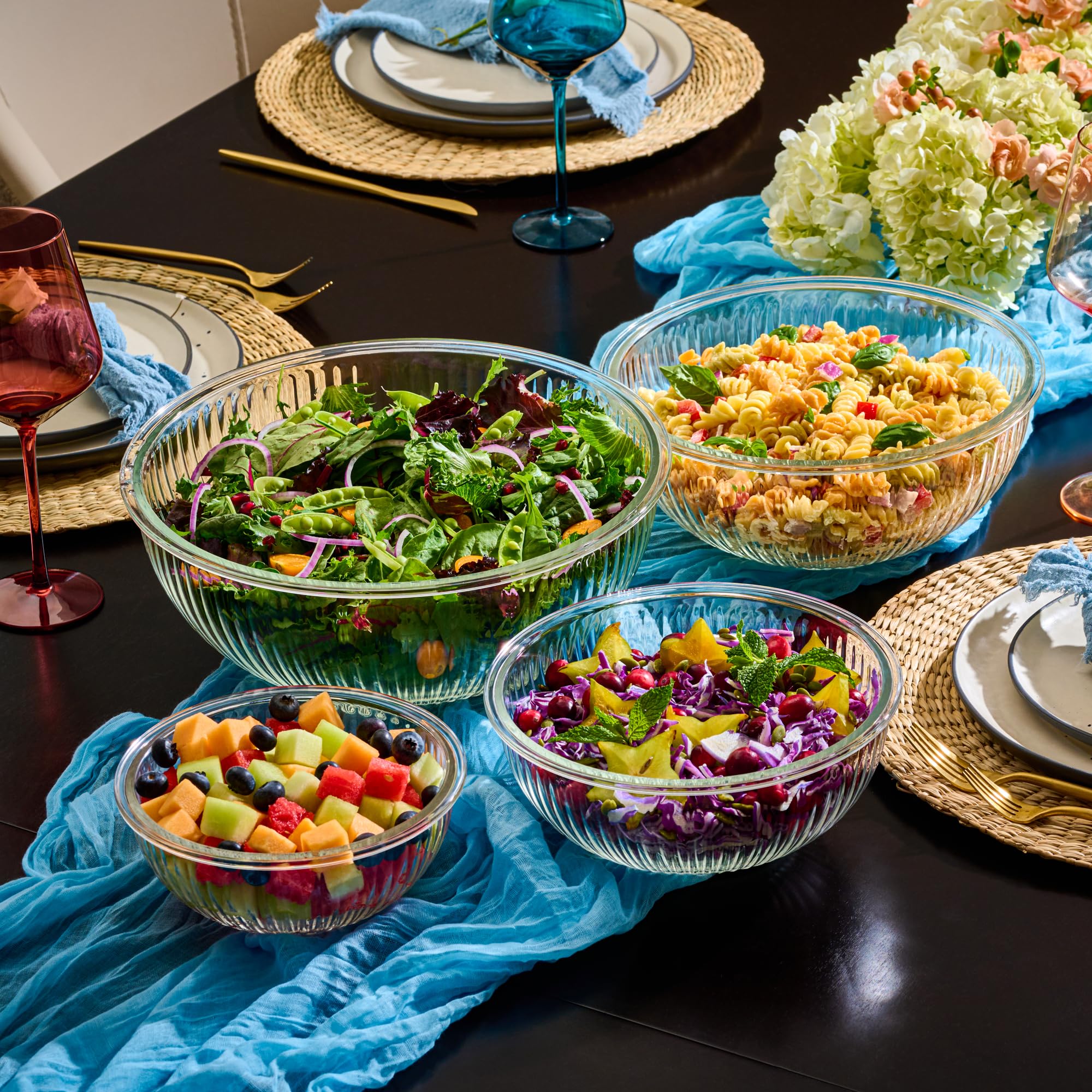 Le'raze bowls make a thoughtful housewarming gift for new kitchens.