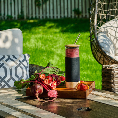 Le'raze reusable glass straw for eco-friendly sipping