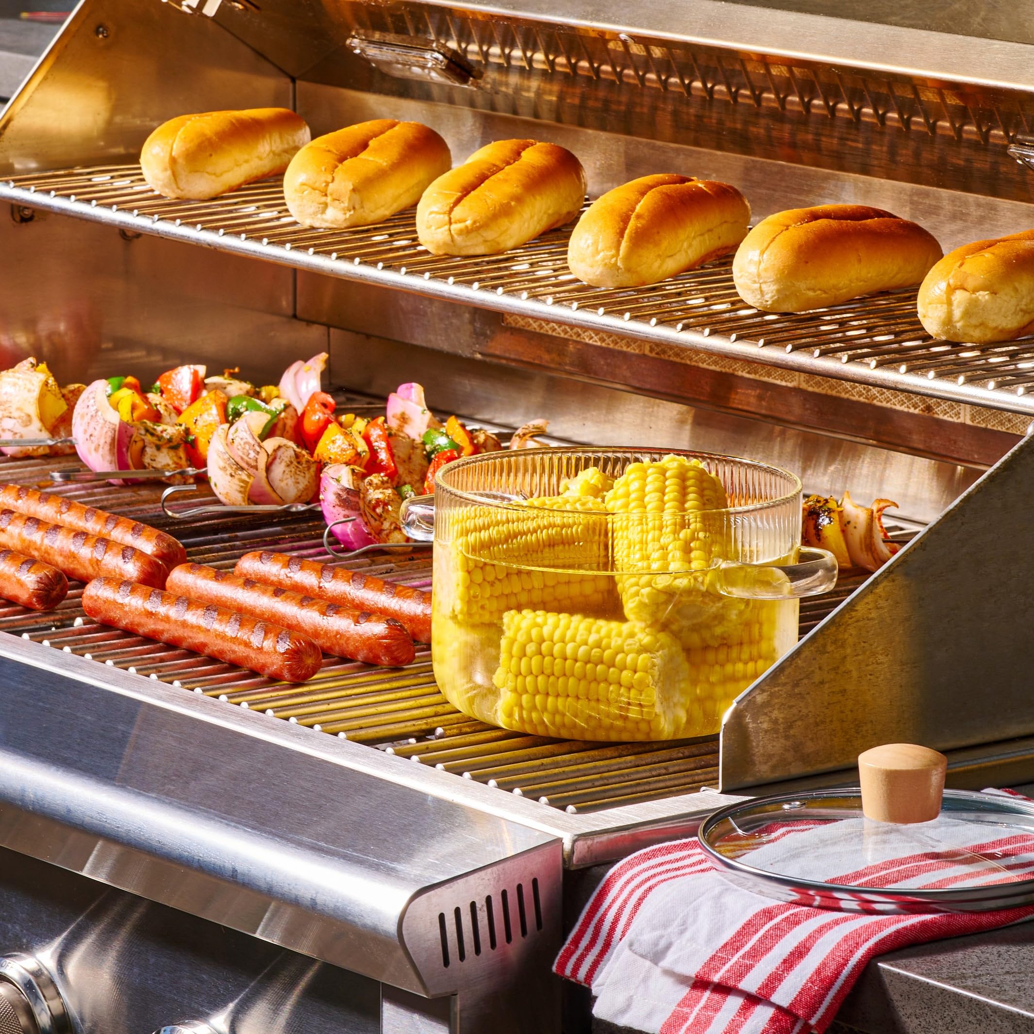 Le'raze Ribbed Glass Pot on stovetop, compatible with gas, electric, and induction.