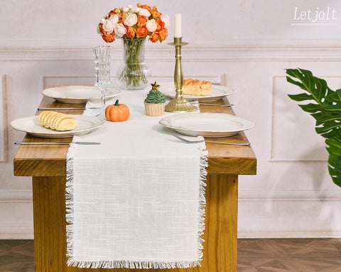 Letjolt wedding reception setup with this runner creates subtle elegance.