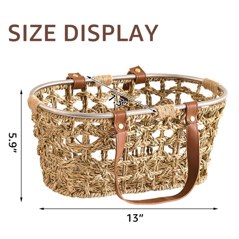 LGENHOOM small picnic basket with leather handle for outdoor meals.