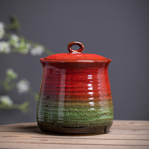 LGQ kitchen jar makes a thoughtful gift for organized homes.