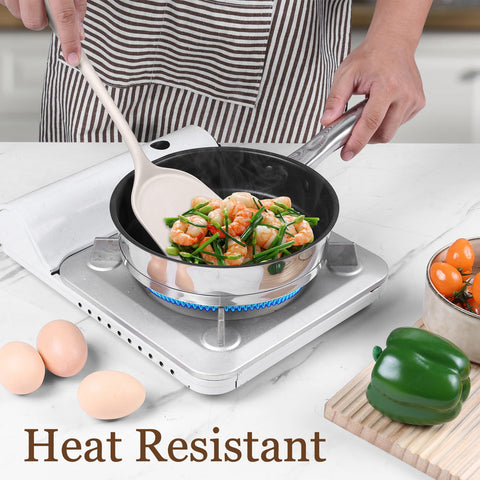 LIANYU pasta server lifts noodles evenly without clumping.