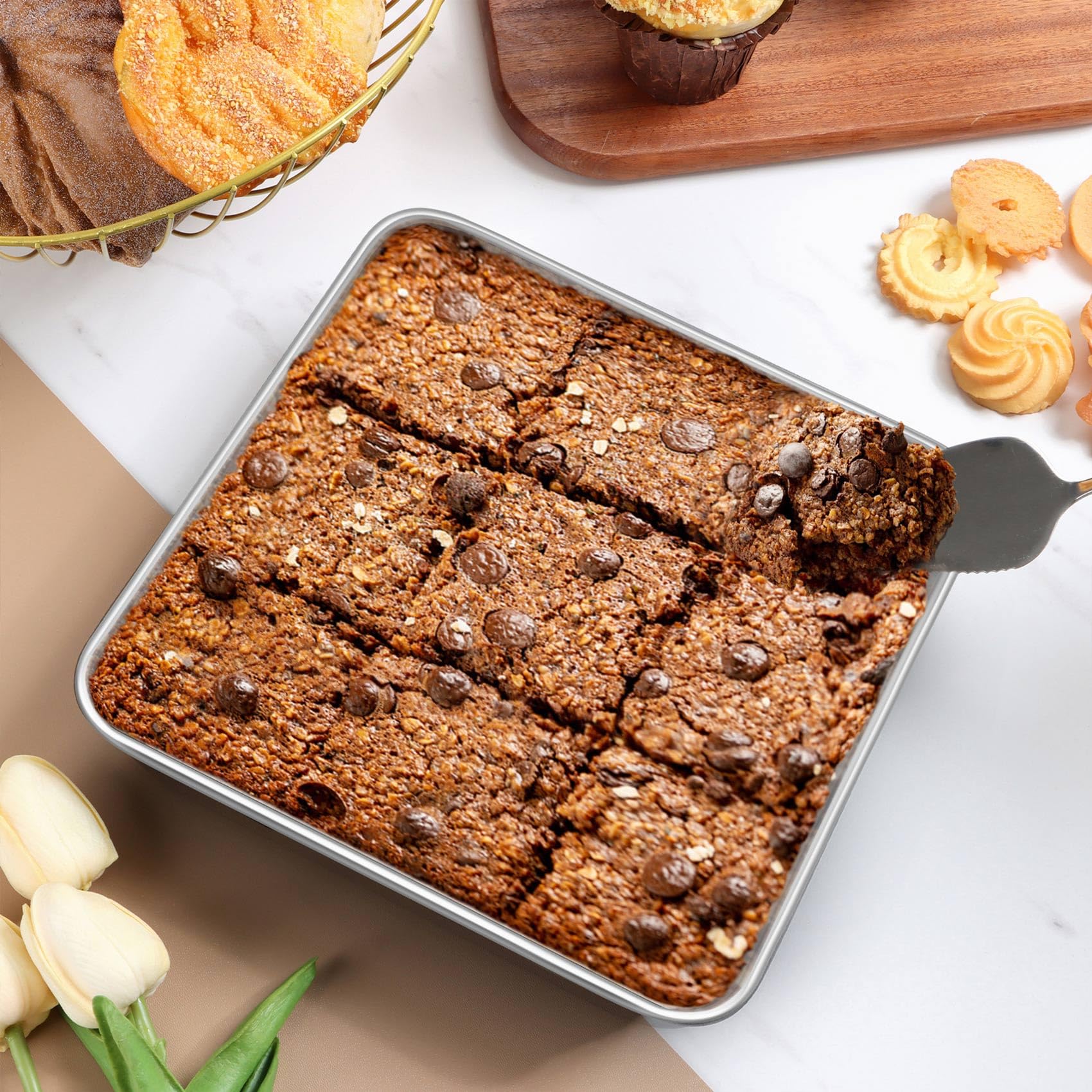 LIANYU square pans help keep oven clean with better spill control