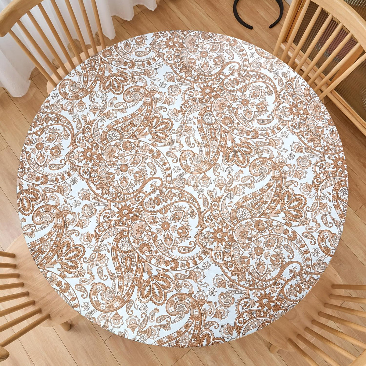 LIBERECOO luxury paisley round tablecloth showing elegant pattern for dining