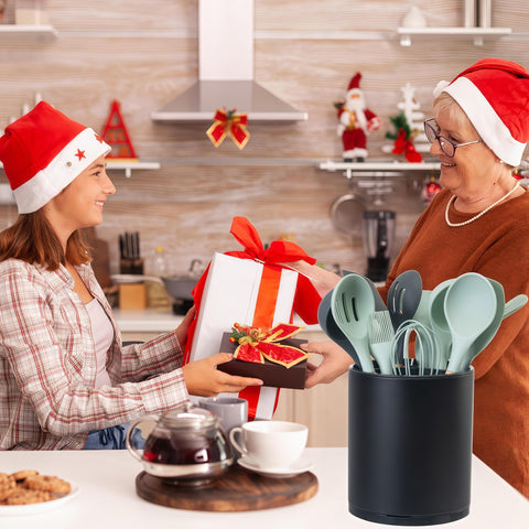 LIBODOUR extra large utensil caddy stores spatulas and ladles neatly.