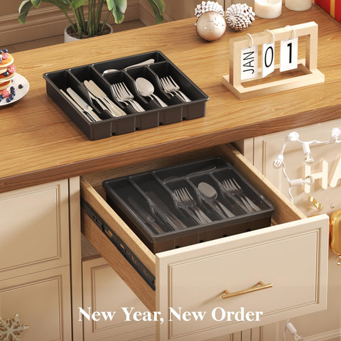Lifewit BPA-free, food-grade PP material keeps utensils safe.