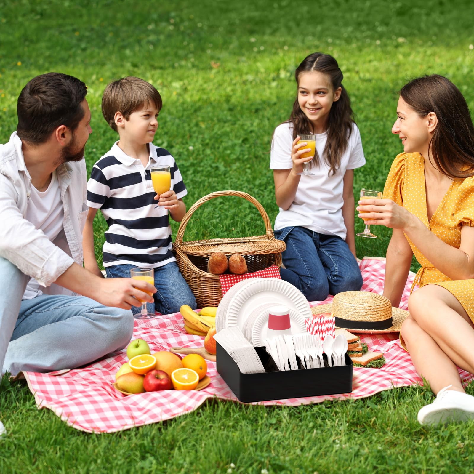 Lifewit holds plates, cups, napkins, lids, and flatware.