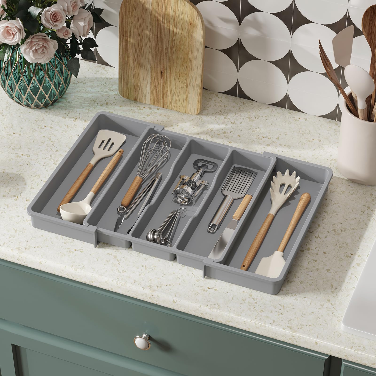 Lifewit folded vs expanded design showing space-saving efficiency