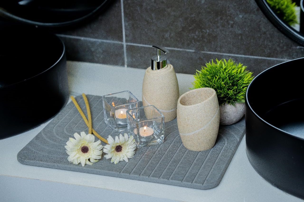 LIFSEZY kitchen essential drying mat complements contemporary spaces.