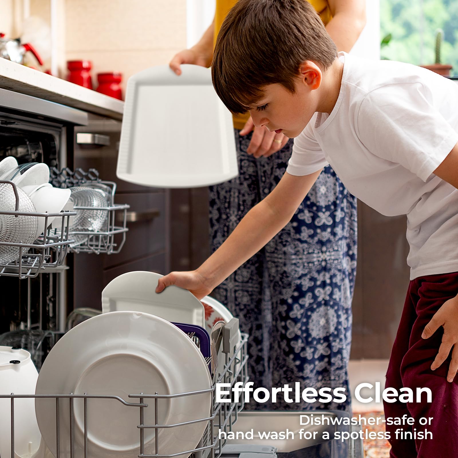 LIFVER party-serving plates perfect for weddings, holidays, and gatherings.