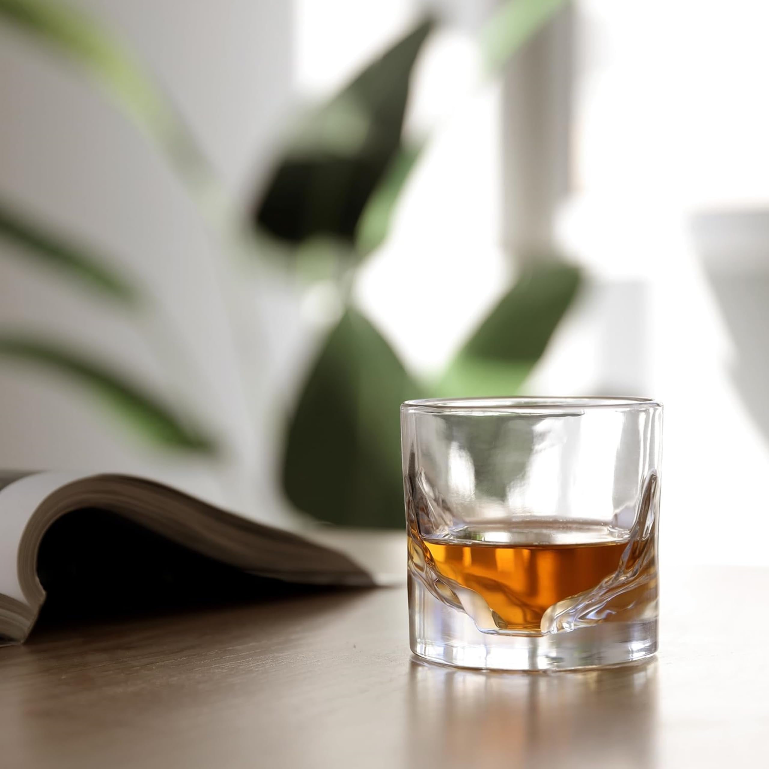 LIITON 4-pack whiskey glasses suitable for bourbon, scotch, tequila, vodka, or cocktails.