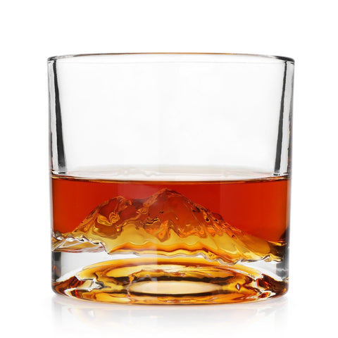 LIITON Mount Rainier glass chills without ice to preserve flavor.