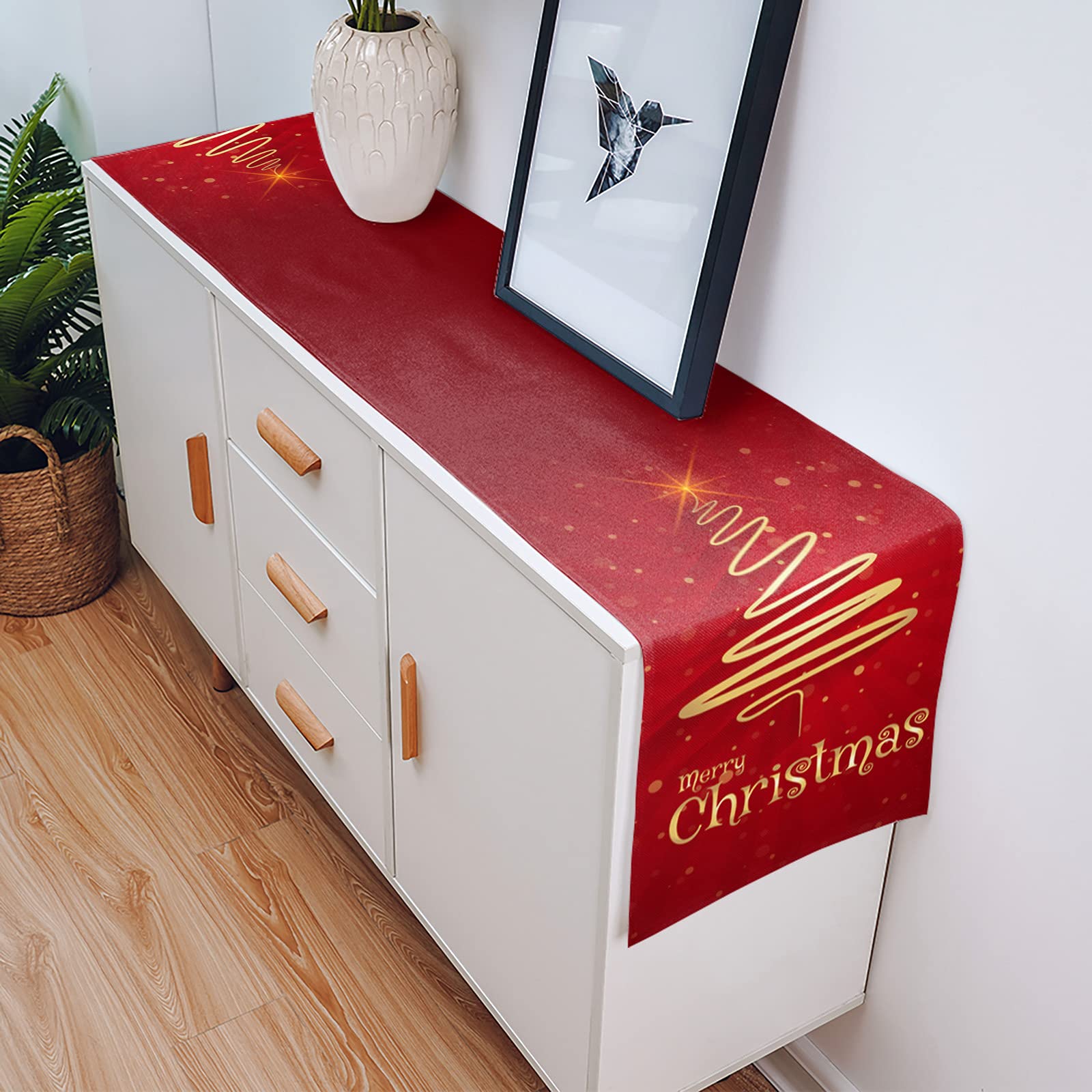 Lilmeme table runner suitable for indoor and outdoor use on patio tables.