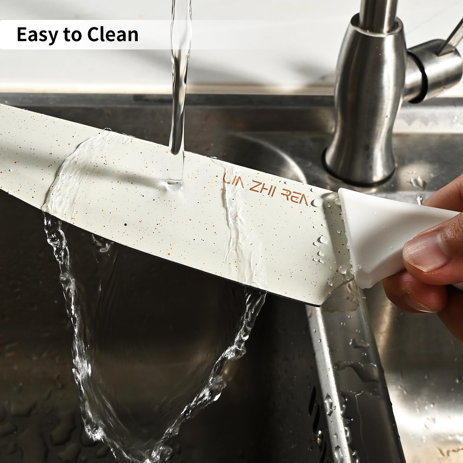 LIN ZHI REN kitchen-scissors: versatile tool for quick snips and prep.