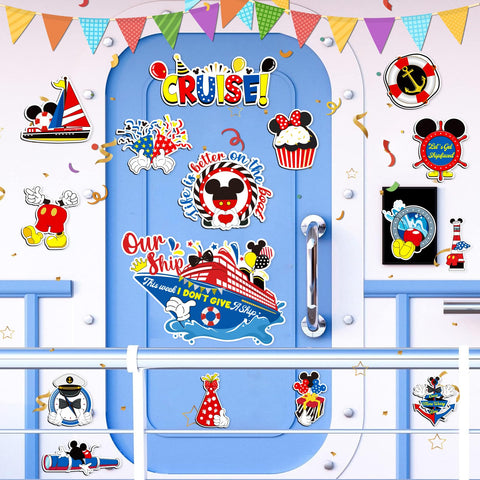 Lionoble captain mouse hat magnet highlights playful nautical charm for celebrations.