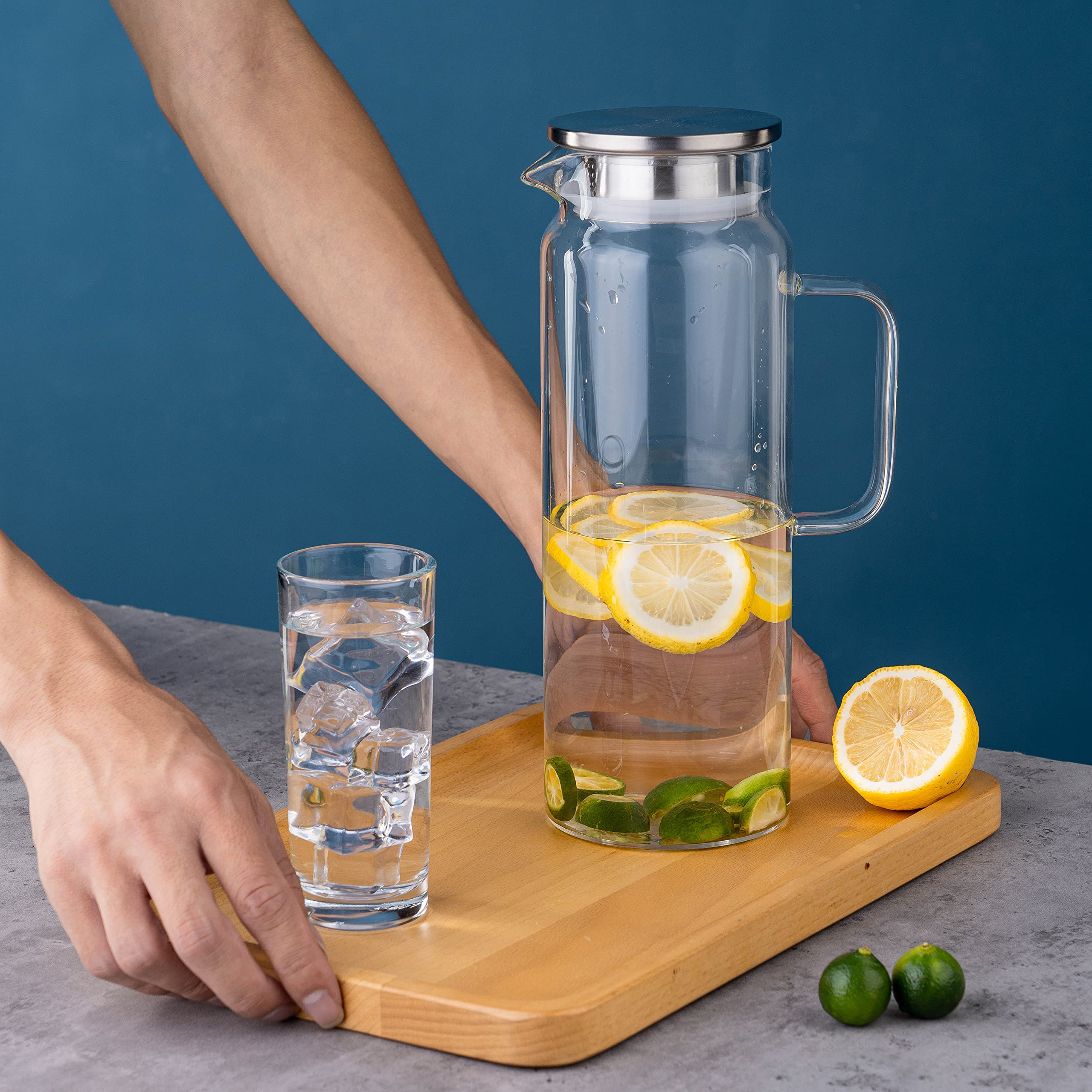Liuruiyu dishwasher-safe pitcher for quick cleanup after hosting