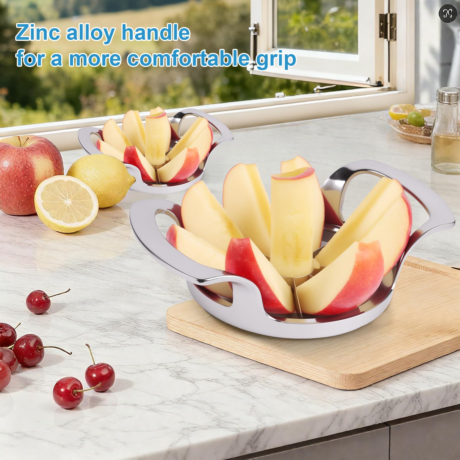 LIVSGNISTA zinc-alloy case close-up showing sturdy build.