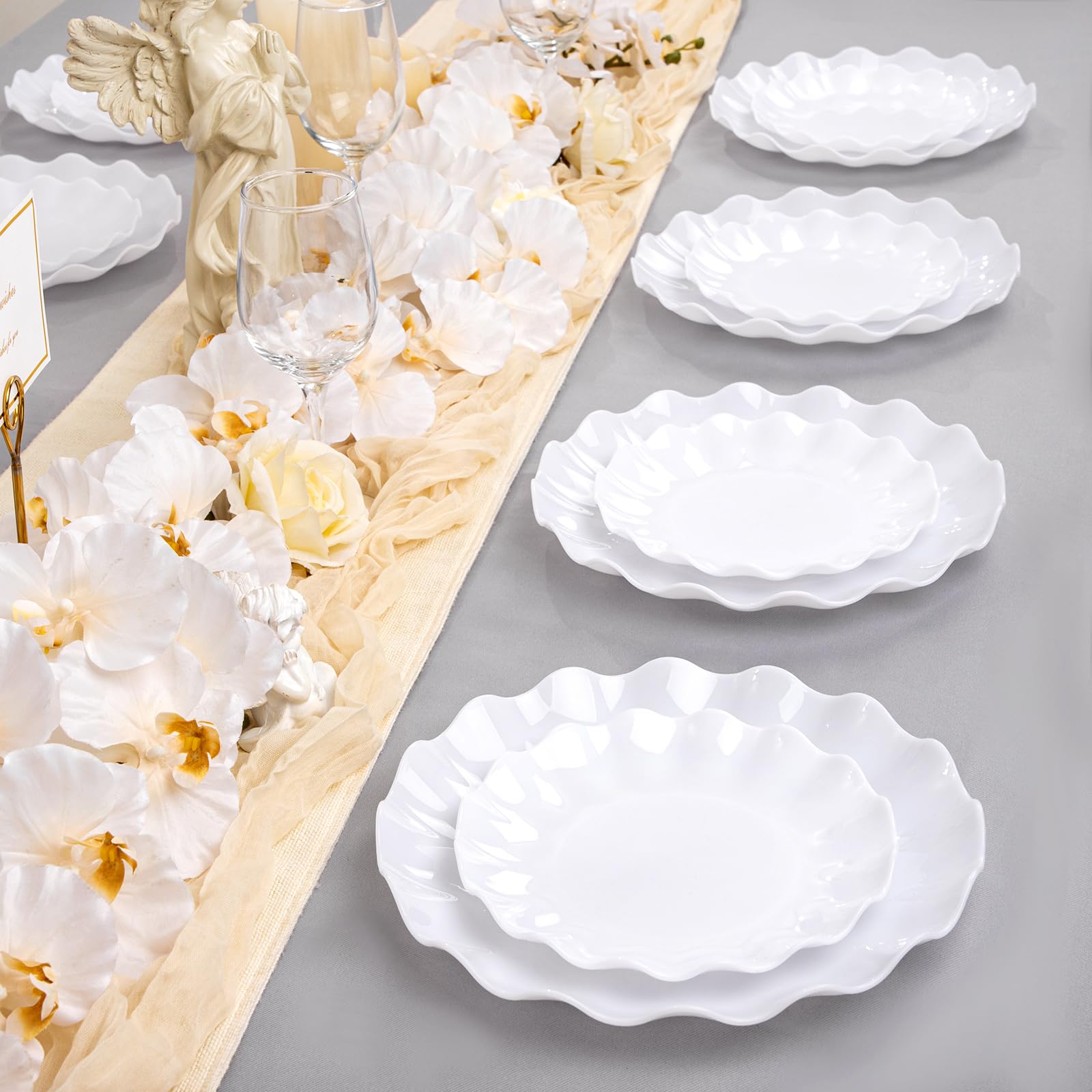LIYH sturdy plates for busy celebrations.