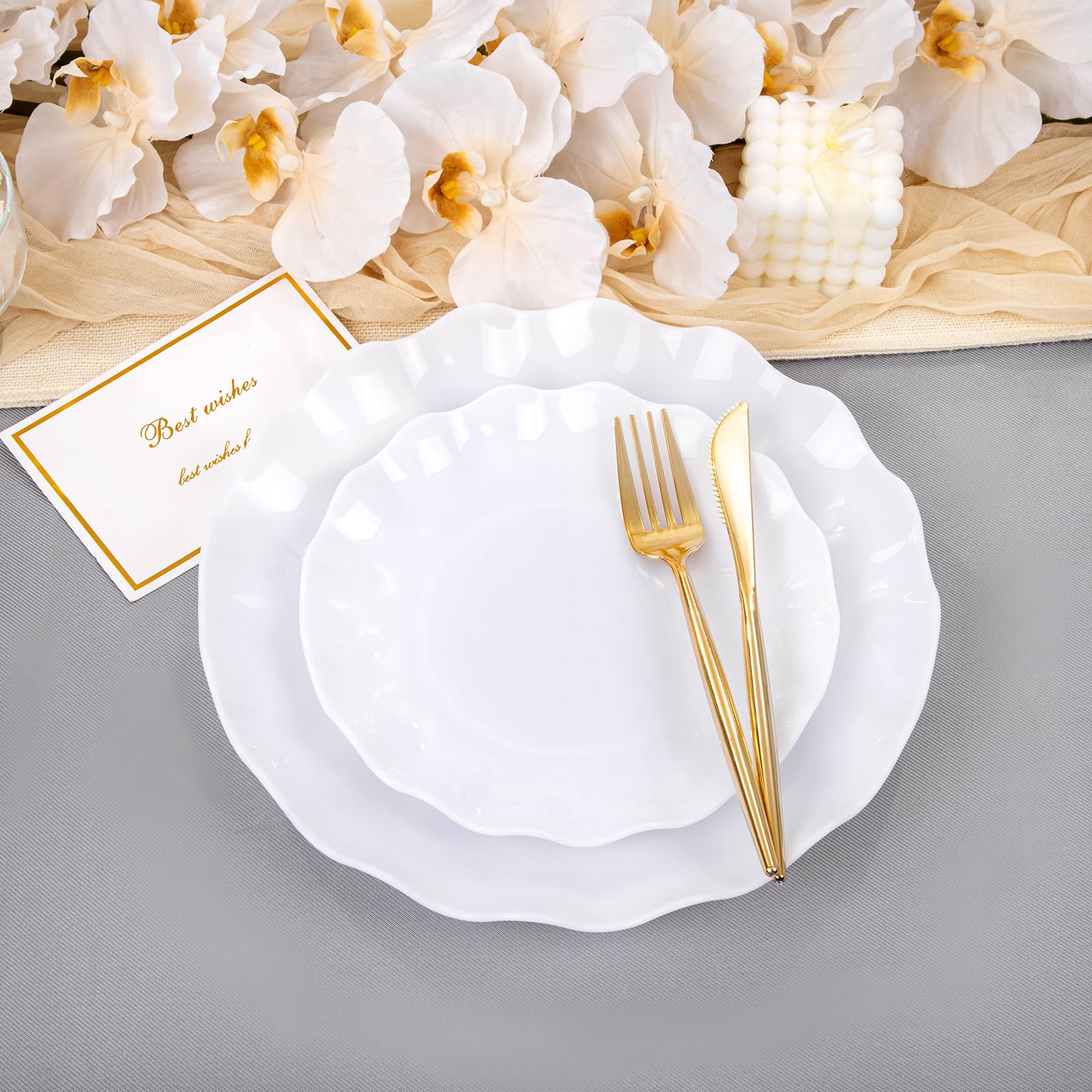LIYH unbreakable plastic plates for outdoor picnics.