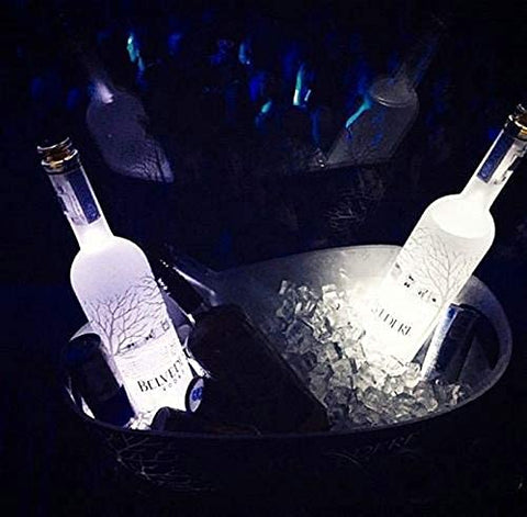 LOGUIDE bottle-glow disc creates a festive ambience at weddings and events.