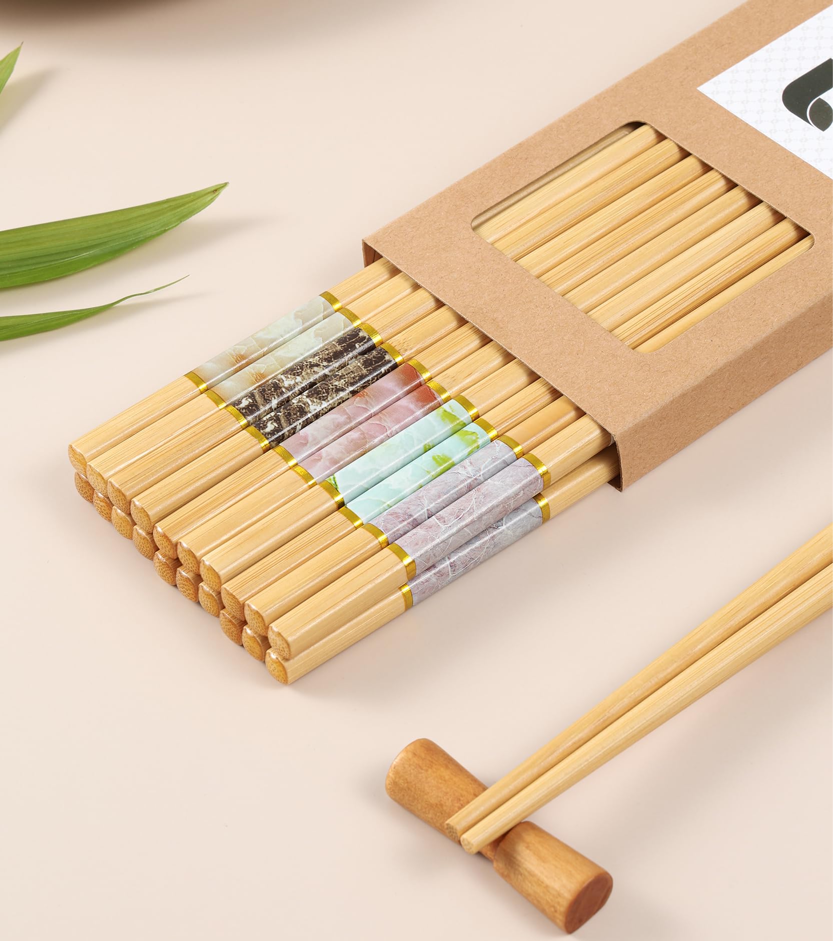 LOROTOCO sturdy bamboo chopsticks, durable thickness prevents splitting