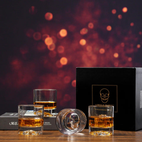 LORSIA versatile-use glass fits whiskey, cocktails, and more.