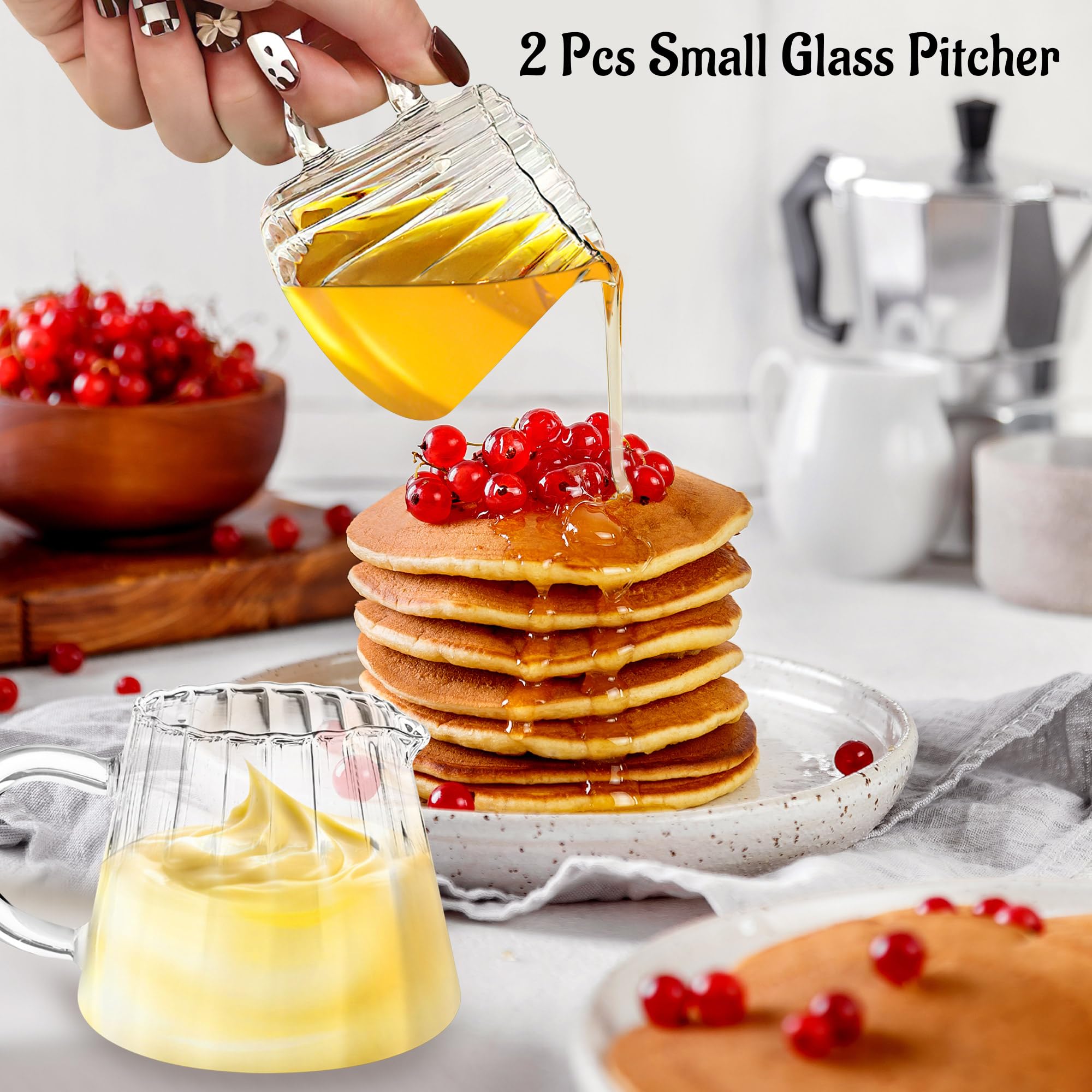 Transparent glass allows watching milk color and tea infusion during service.