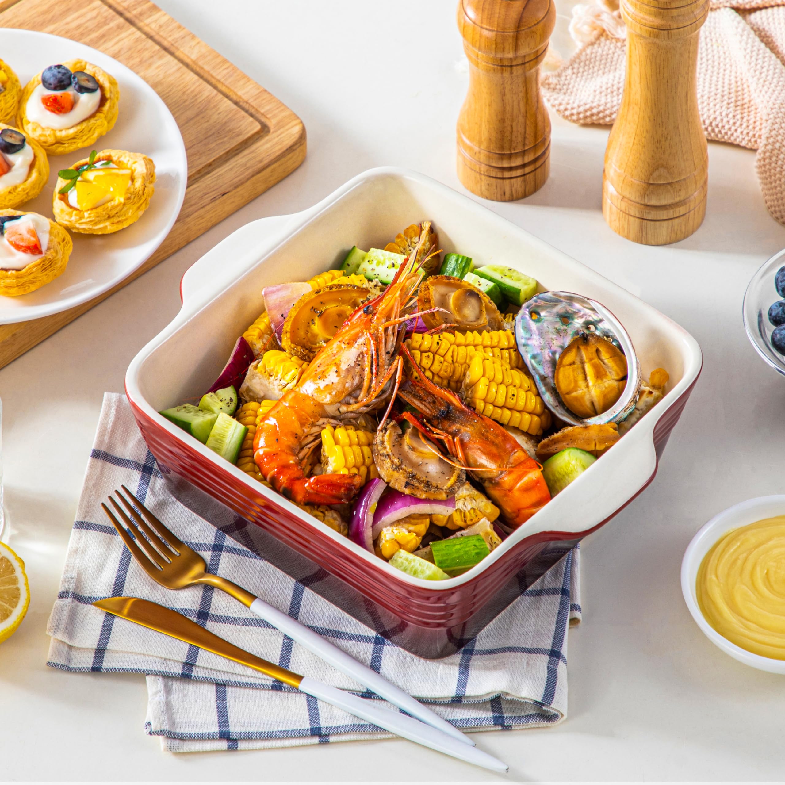 LOVECASA durable ceramic bakeware resists moisture and cracking over time