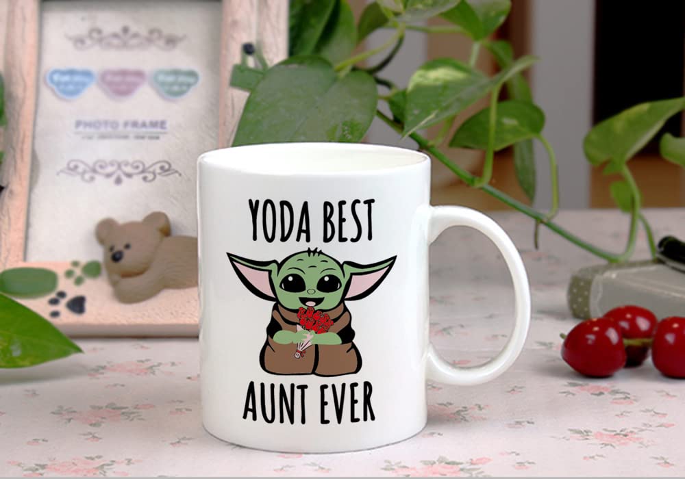 LOZACHE double-sided print displays Yod Best Aunt Ever text