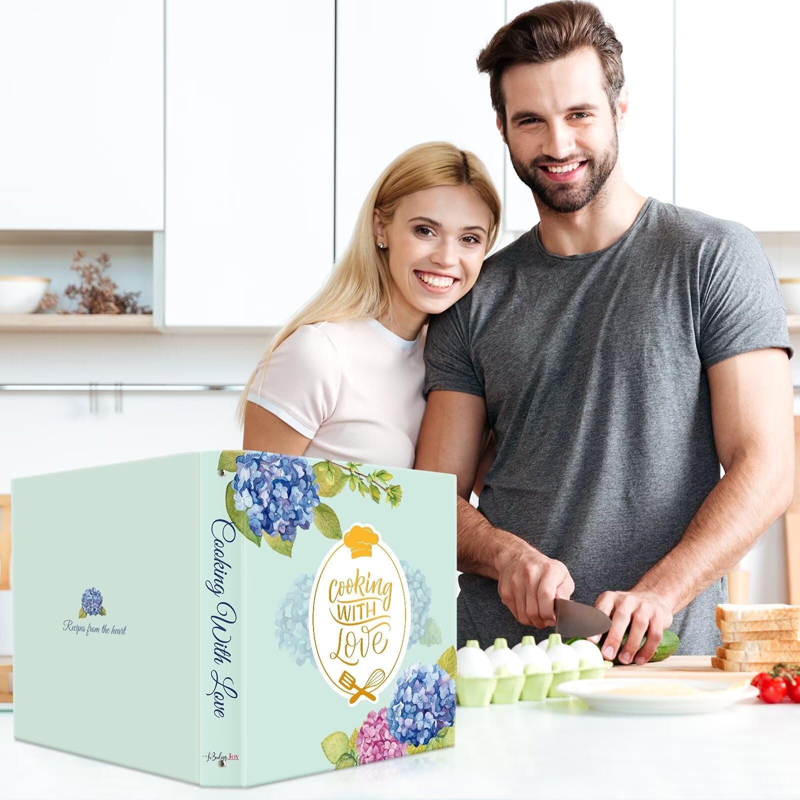 LuBudingJoy giftable recipe binder brightens kitchens and makes a thoughtful present.
