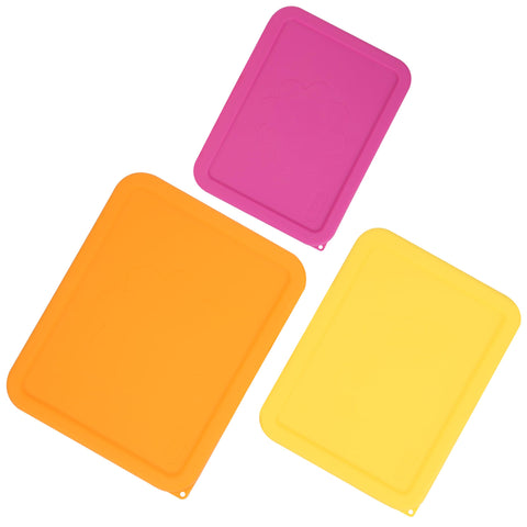 LUVCOSY 3-cup rectangle silicone lid on Pyrex bowls keeps leftovers fresh