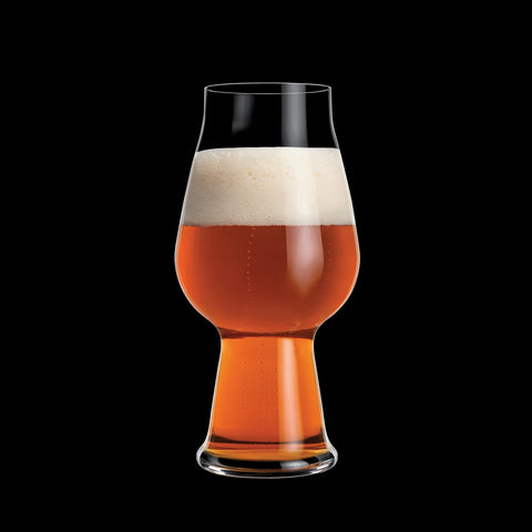 Laser-cut rim detail on Birrateque IPA glass showcases precision and aroma retention