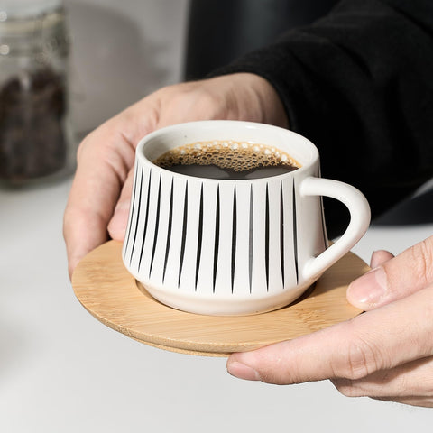 LUKA lead-free porcelain, safe in dishwasher and microwave.