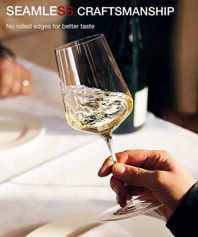 Luna & Mantha lead-free crystal wine glass showcases elegant, refined transparency.