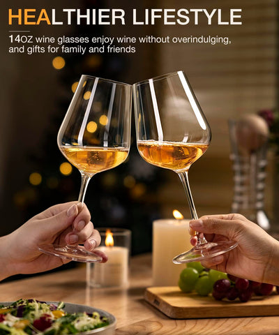 LUNA & MANTHA rim cut glass guides wine to the tongue for balanced flavor.