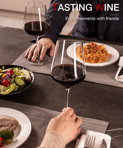 LUNA & MANTA wide-rim tasting glass guides wine to the tongue
