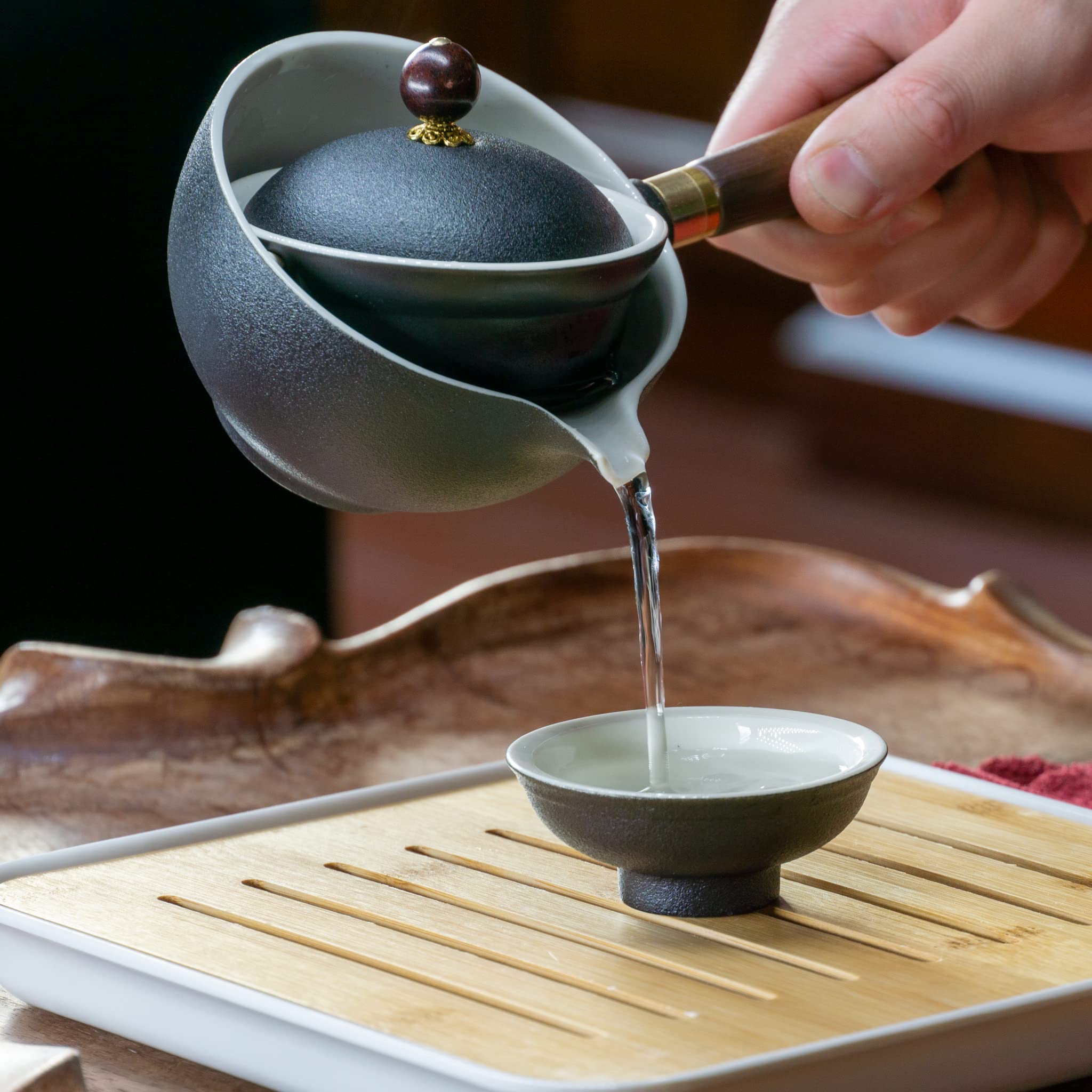 LURRIER portable gift-ready set ideal for travel, office, or outdoor tea moments.