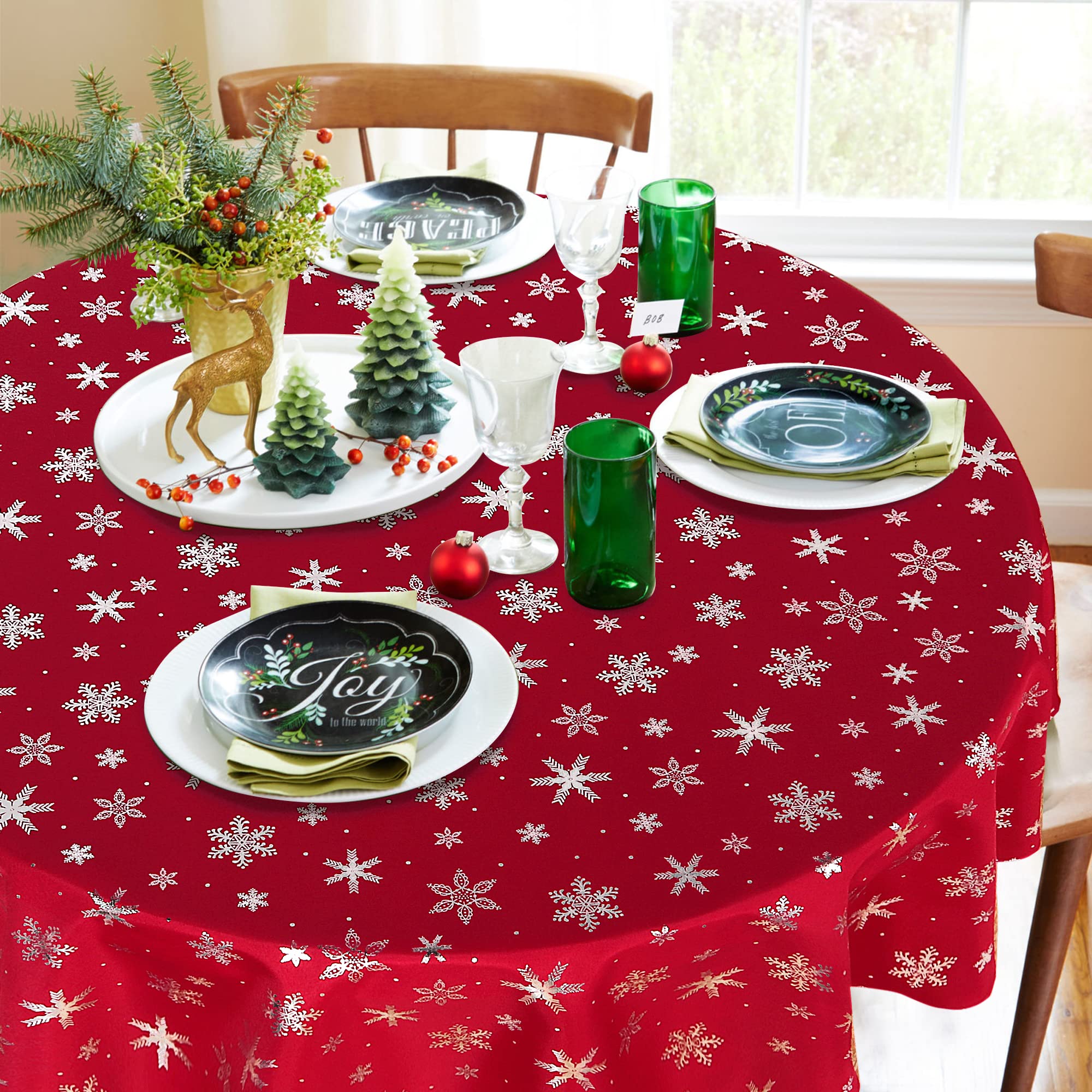 LUSHVIDA round polyester tablecloth provides durable, wrinkle-resistant coverage for gatherings