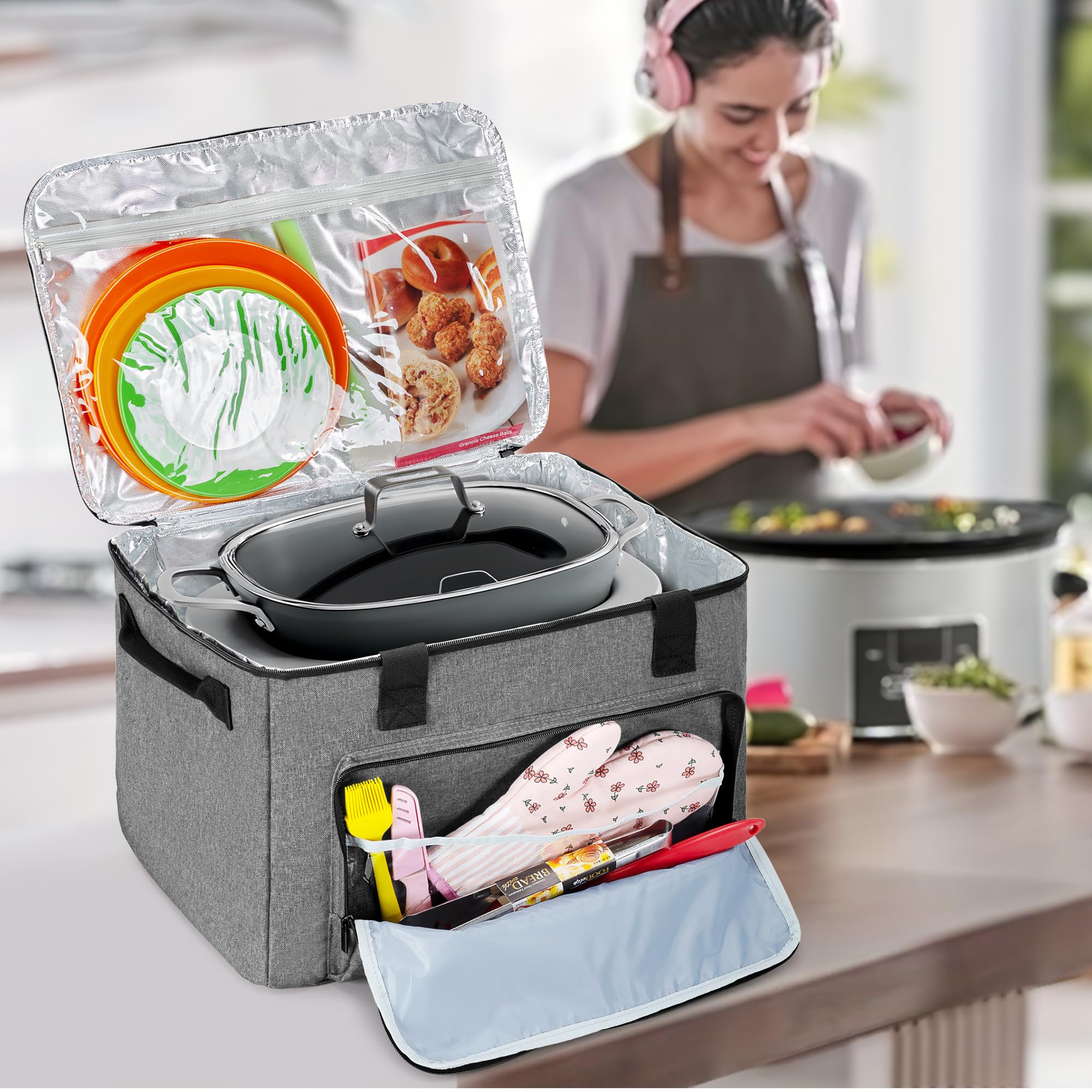 Foldable hard bottom pad provides sturdy support for the cooker