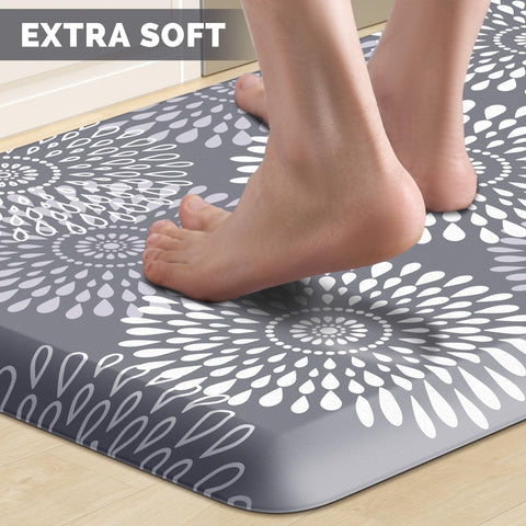 LuxStep mat with beveled edges and non-slip bottom for safety