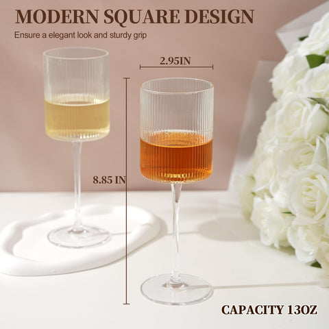 LUXULISH wedding-anniversary-gift wine glass set conveys a refined, lasting impression.