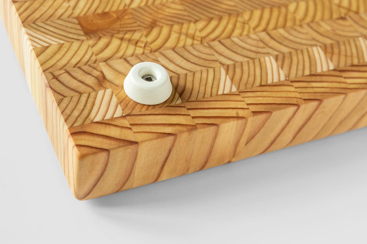 LW Handmade Larch Wood Canada board knives-friendly surface supports safe slicing.
