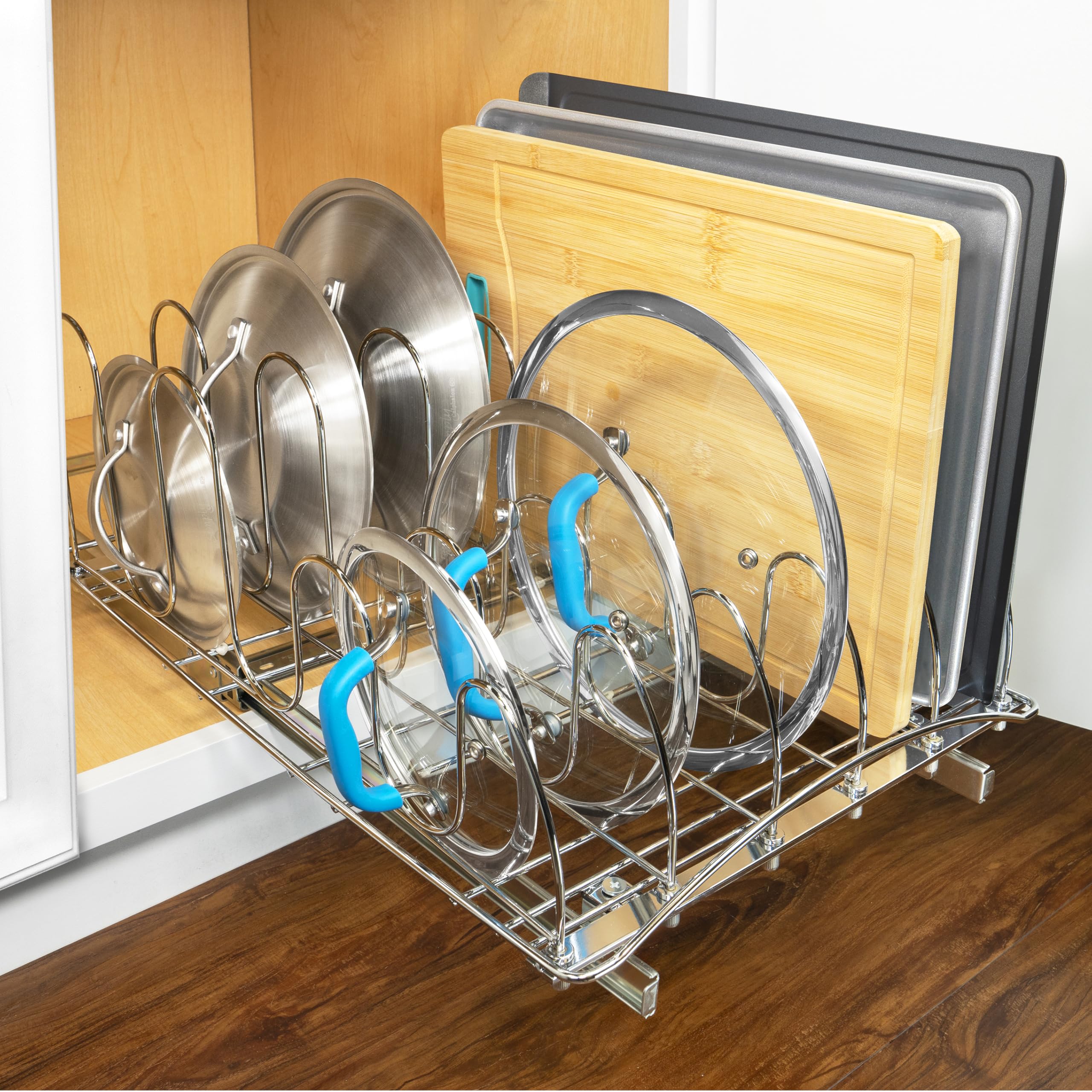 LYNK PROFESSIONAL easy mount alignment guide in chrome enables quick setup