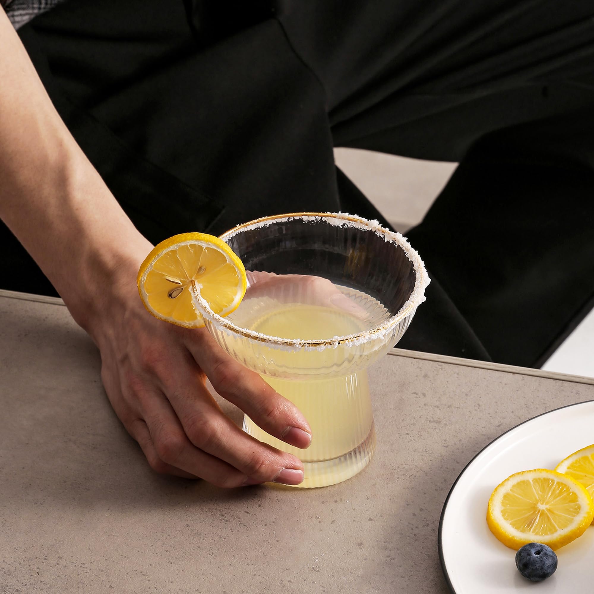 Lysenn wide-bowl stemless design enables easy sipping and enhanced aroma